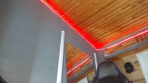 charlie_hotx  21-12-2022